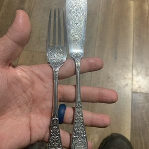 1868 Martin & Hall Hand Crafted Royalitiy Cake Set